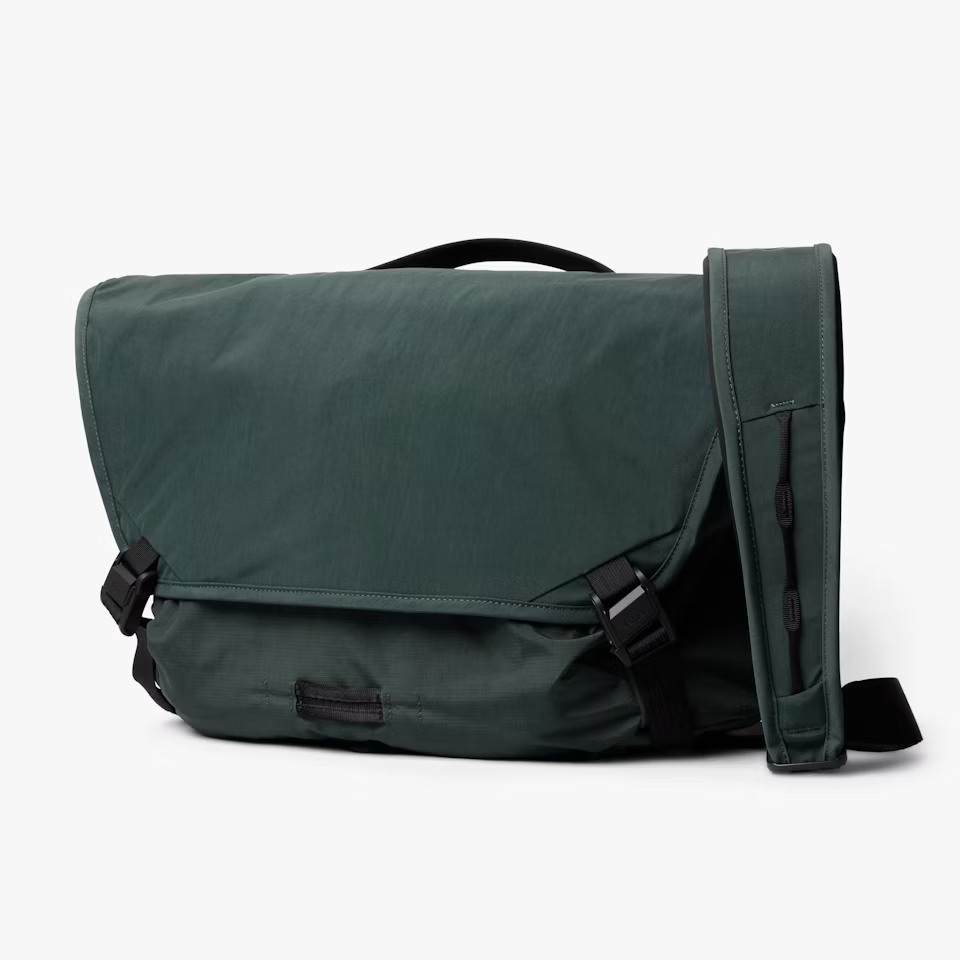 Duży pakiet pocztowy rowerowy 22L na laptop 16 cali z magnetycznym zamknięciem Fidlock