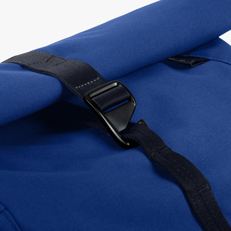 Funkcyjny plecak rolltop do codziennego noszenia i podróży